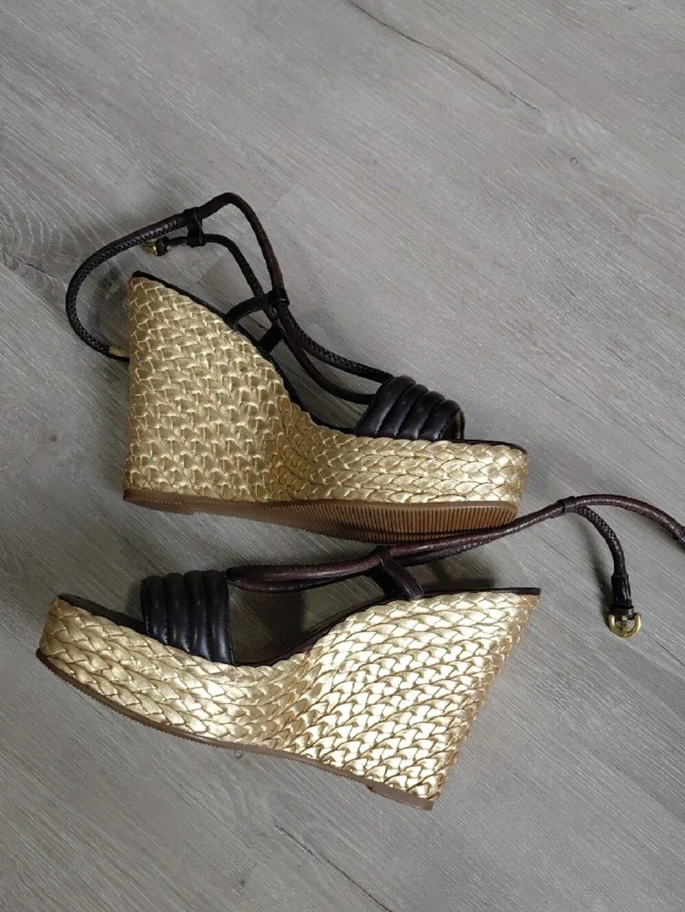 Coach elegant strappy
